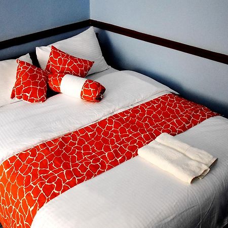 Sheywe Hotel Kakamega Экстерьер фото